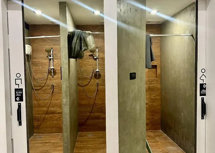 9 Mins To Bts Bunker Bed Private Share Bath 호스텔 *