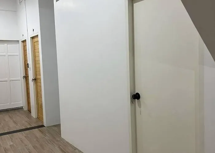 9 Mins To Bts Bunker Bed Private Share Bath 호스텔 *