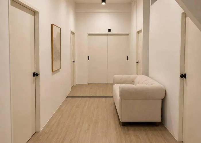 9 Mins To Bts Bunker Bed Private Share Bath 방콕